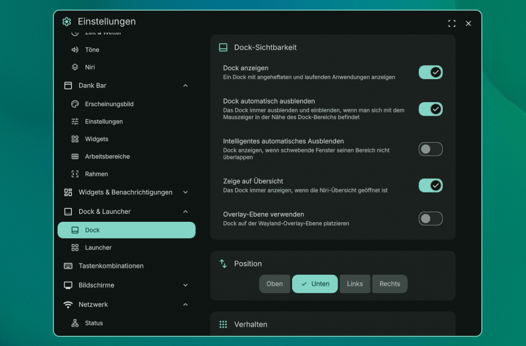 DMS-Einstellungen mit der Rubrik Dock, rechts ein Schalter für "Dock anzeigen" und weiteren Dock-Einstellungen.